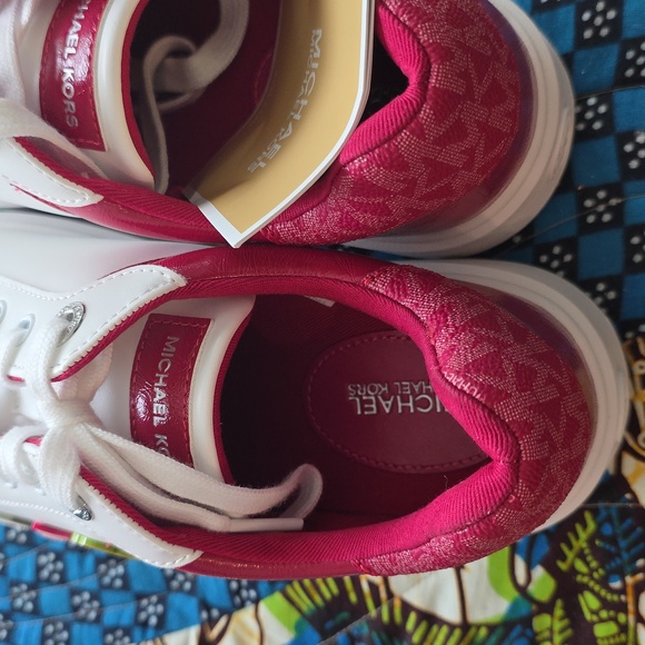 Michael Kors White and Red Women's Sneakers - Picture 5 of 6